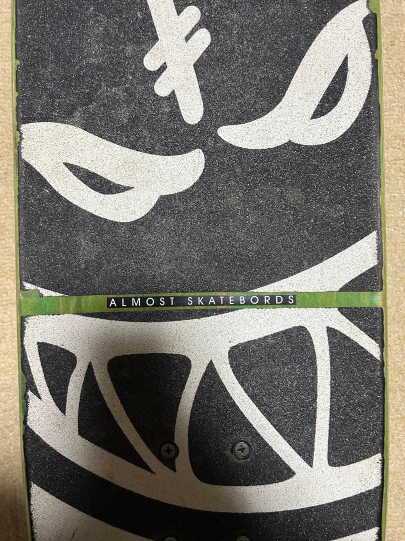 スケートボード　8インチ　コンプリート