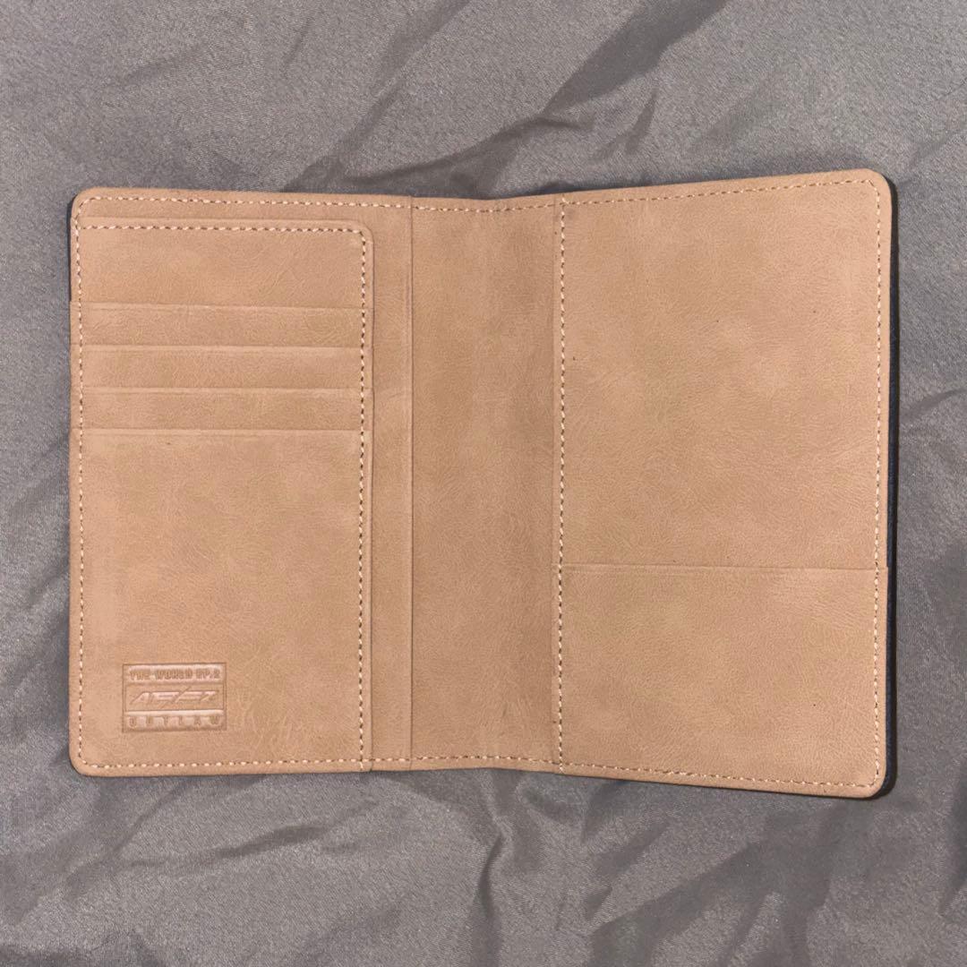 ⭕️レア ATEEZ POPUP STOREパスポートケース OUTLAW