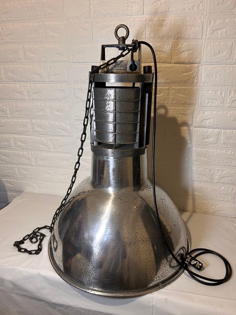 ヴィンテージ インダストリアルランプ　【フランスMAZDA製】