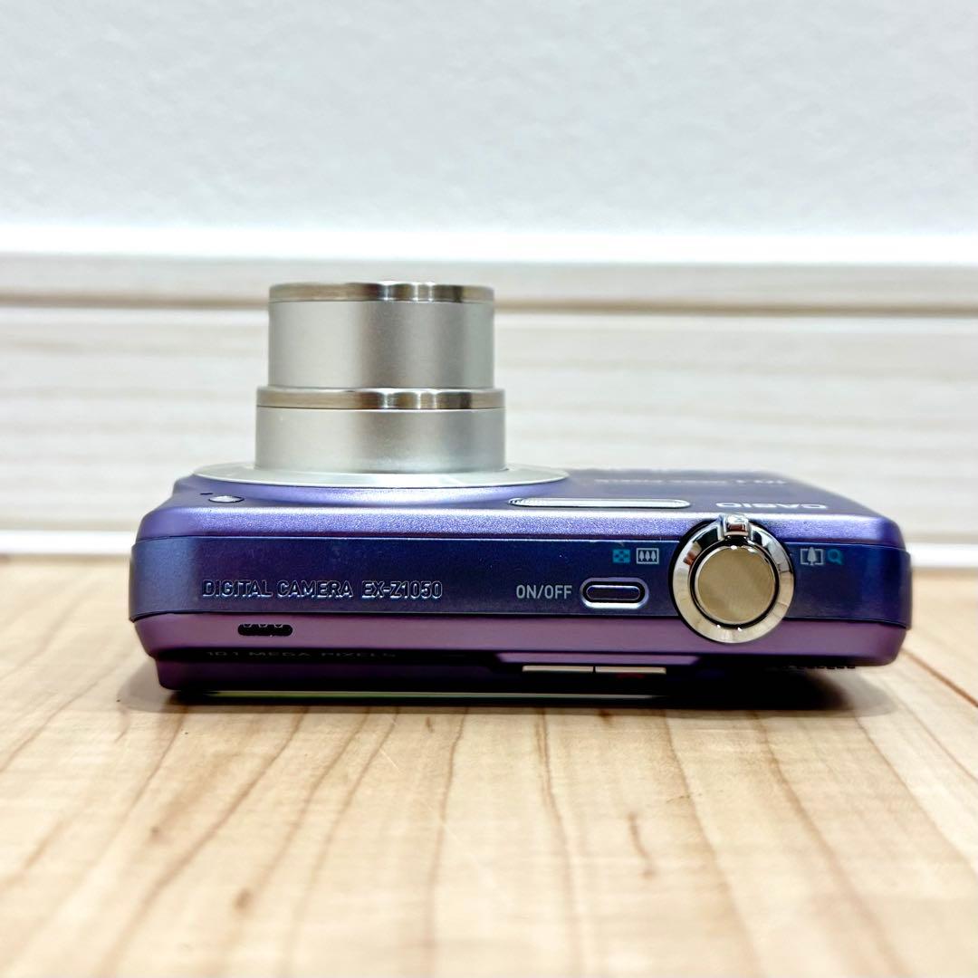 【希少カラー】　CASIO EXILIM EX-Z1050 デジカメ　　コンデジ