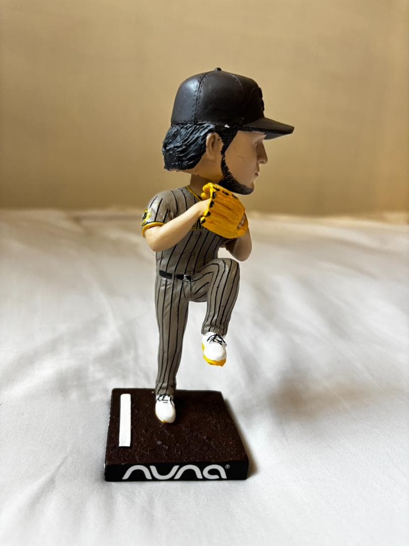 ダルビッシュ 3000奪三振 ボブルヘッド パドレス バブルヘッド 球場限定