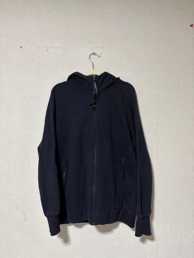 C.P. COMPANY ネイビー　ゴーグルジップパーカー
