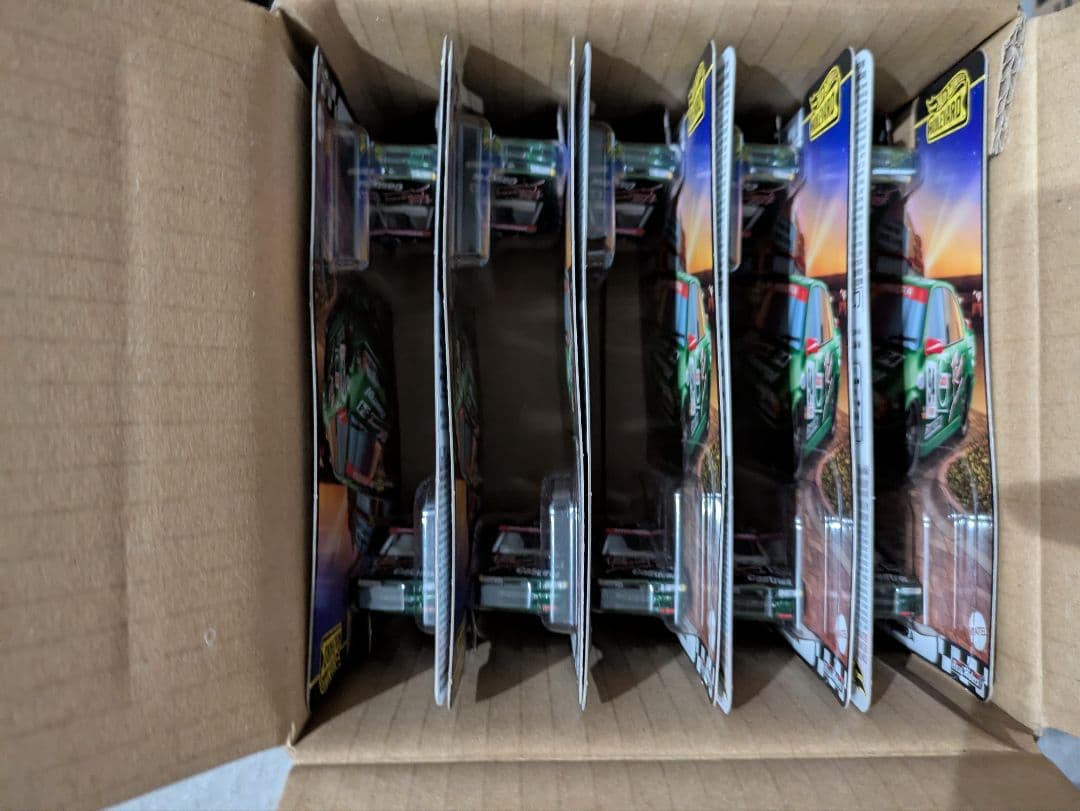 ホットウィール ブルーバード '94 日産 プリメーラ①