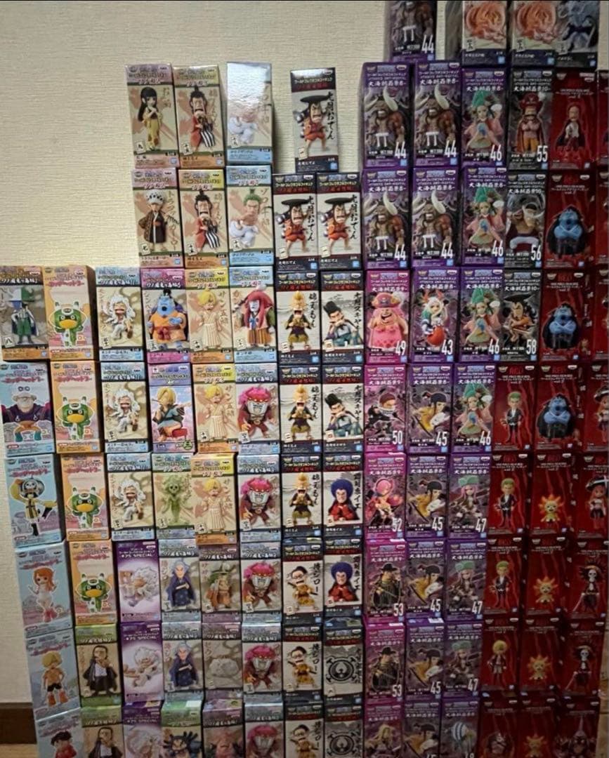 ワンピース　ワールドコレクタブル　フィギュア　143点セット