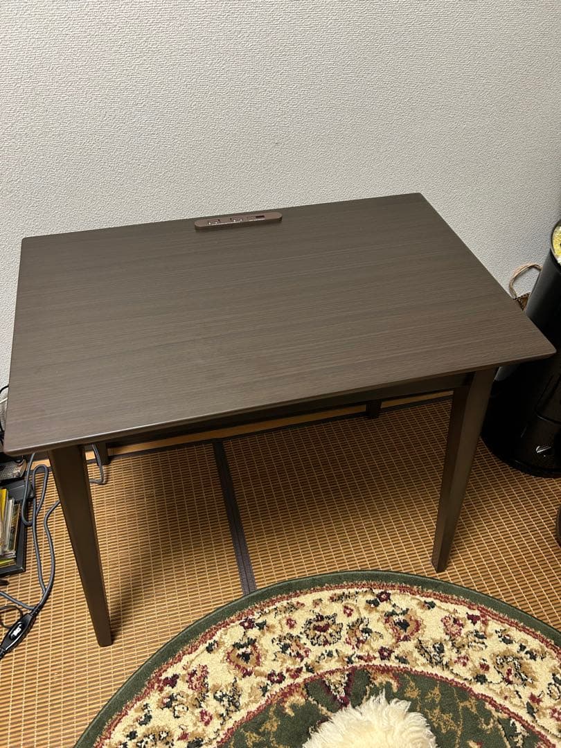 値下げ！こたつテーブルハイタイプコンセント付き