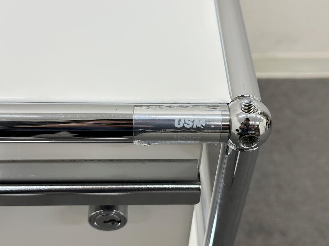 USM/ハラーシステム■ロールボーイ　デスクワゴン　2段　鍵あり　ホワイト　白