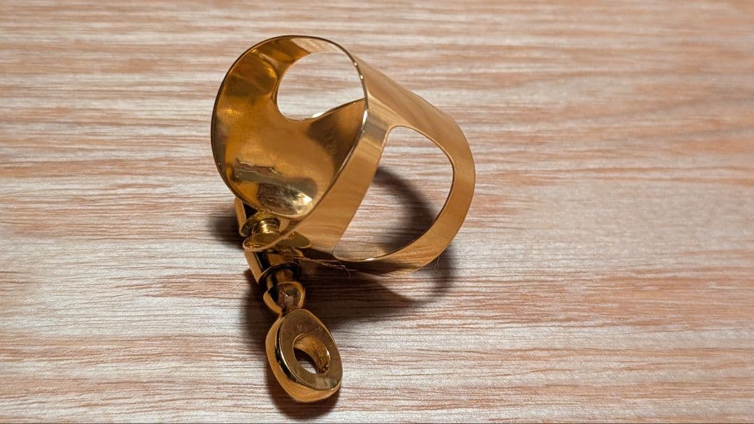 ブルズアイ ルージュホット E♭ クラリネットリガチャー