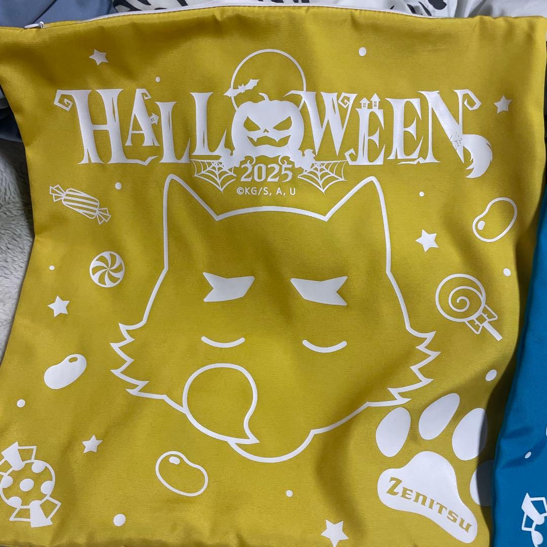 鬼滅の刃　ufotable　ハロウィン　光る狼クッションカバー　我妻善逸　獪岳