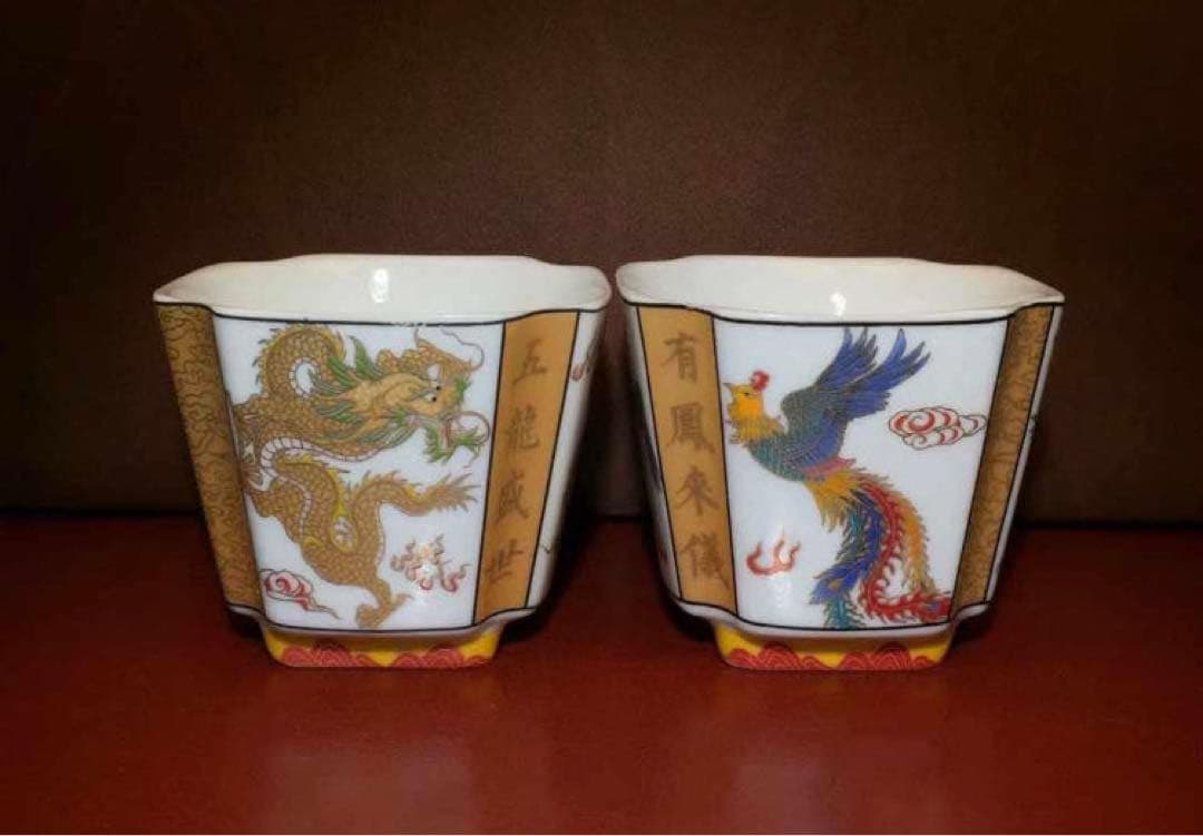 中国古美術骨董品・旧蔵粉彩陶芸　大清乾隆年製龍鳳双碗・五龍盛世・有鳳来儀・極細工