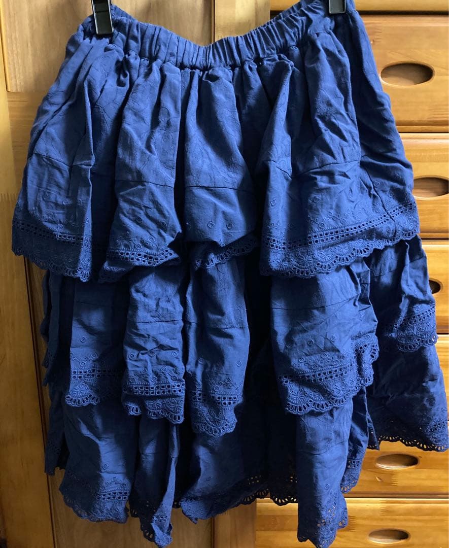 あ*ゆ様 Sheglitフラワーブーケレーススカートブルー