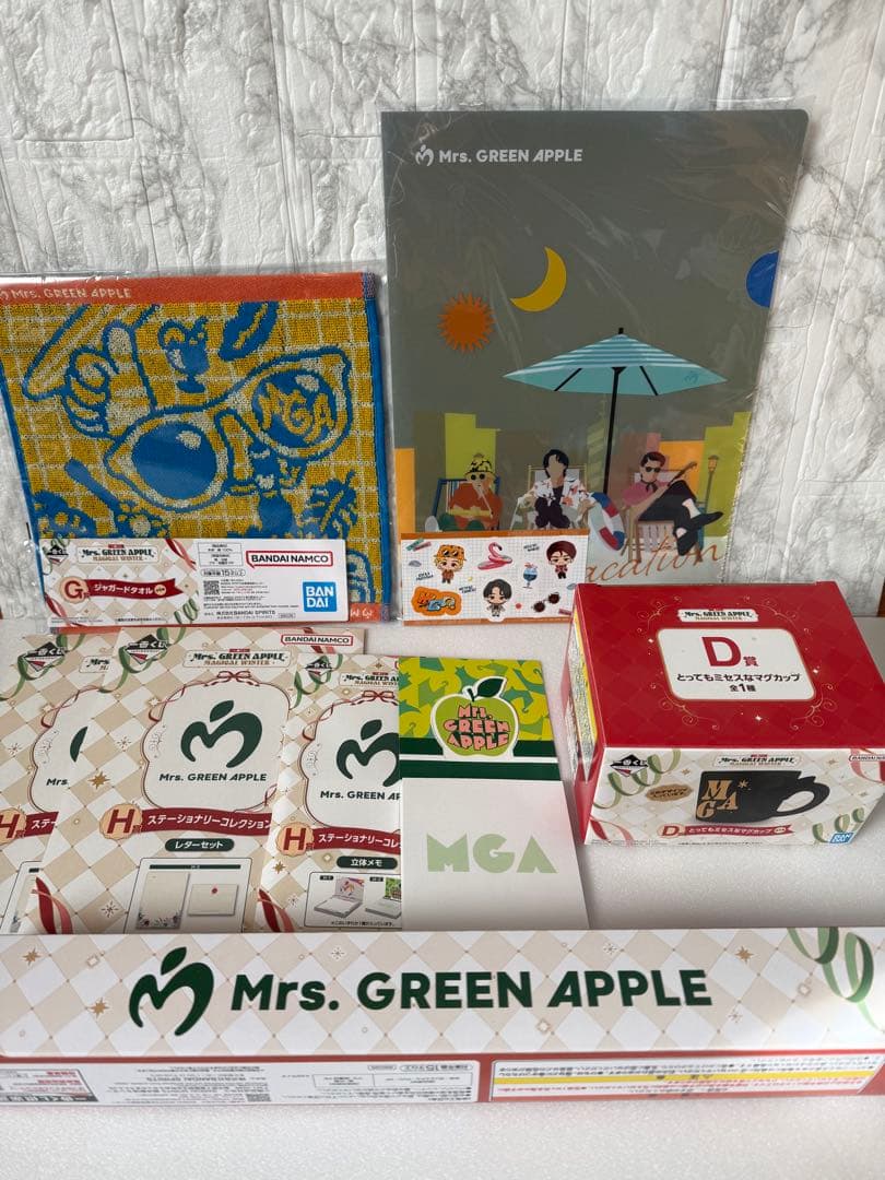 1番くじ　ミセス　タペストリー　マグカップ　タオル　レターセット　立体メモ