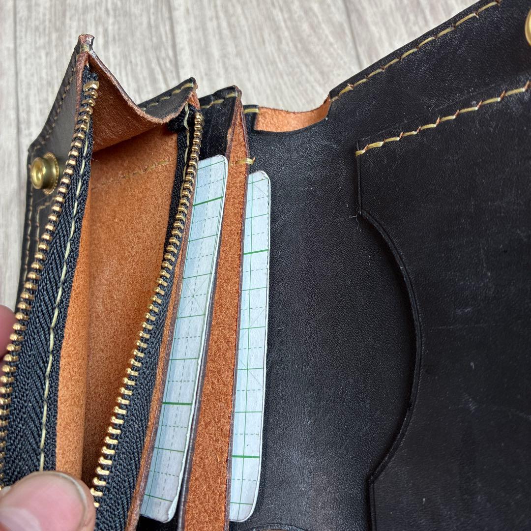 【茶芯ブラック】トラッカーウォレット　ミドル　真鍮　お札を折らずに収納