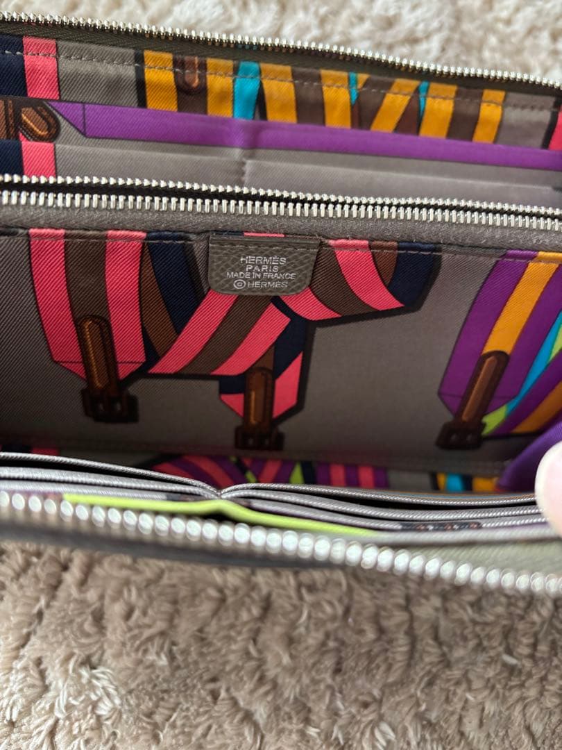 エルメス アザップロングシルクイン 長財布 ラウンドファスナー　P刻印