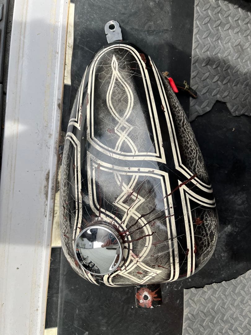 sr400用ピーナッツタンク