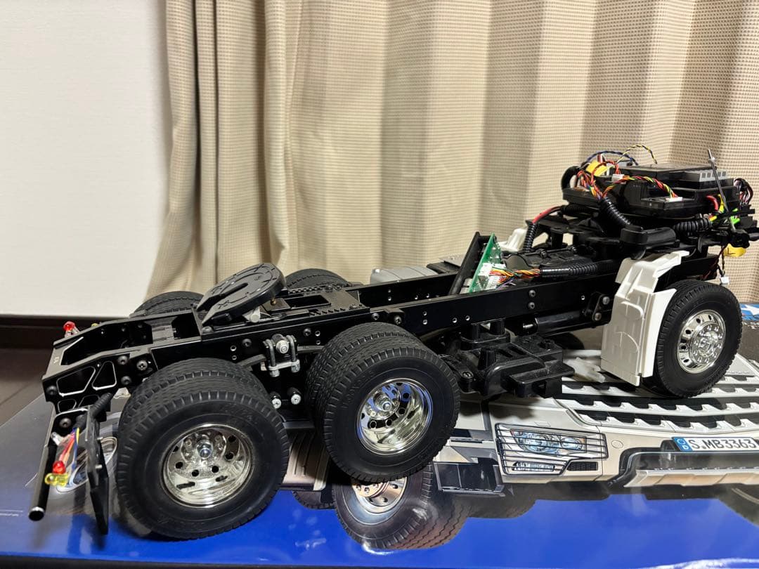 Mercedes-Benz Arocsタミヤ RC トレーラーキャビン フルオペ