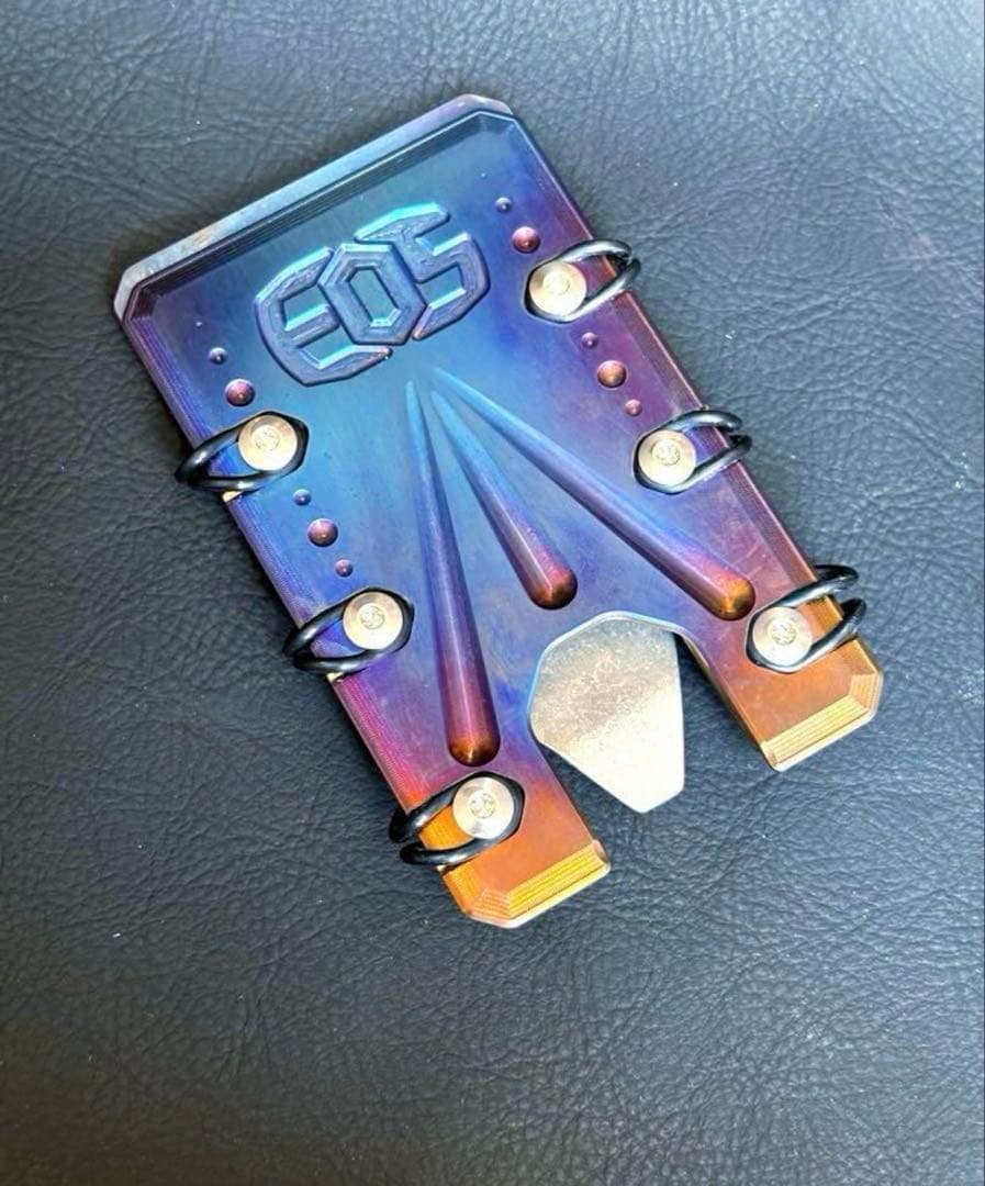 EOS ミリタリー装備 虹色チタンウォレット 2.0 アルマイト加工　No004