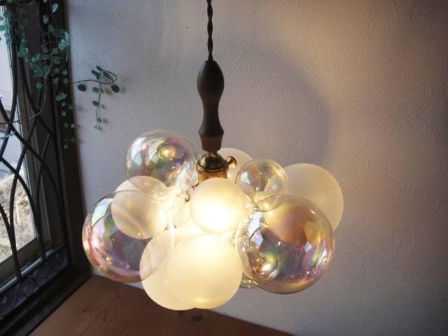 2番シーリングカバー　オーロラ×半透明白　バブルガラスランプ胡桃DB