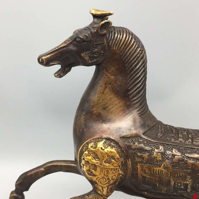 銅器 馬踏飛燕 馬到成功 銅馬 客間 玄関事務室 茶室 文机 風水 置物 工芸品