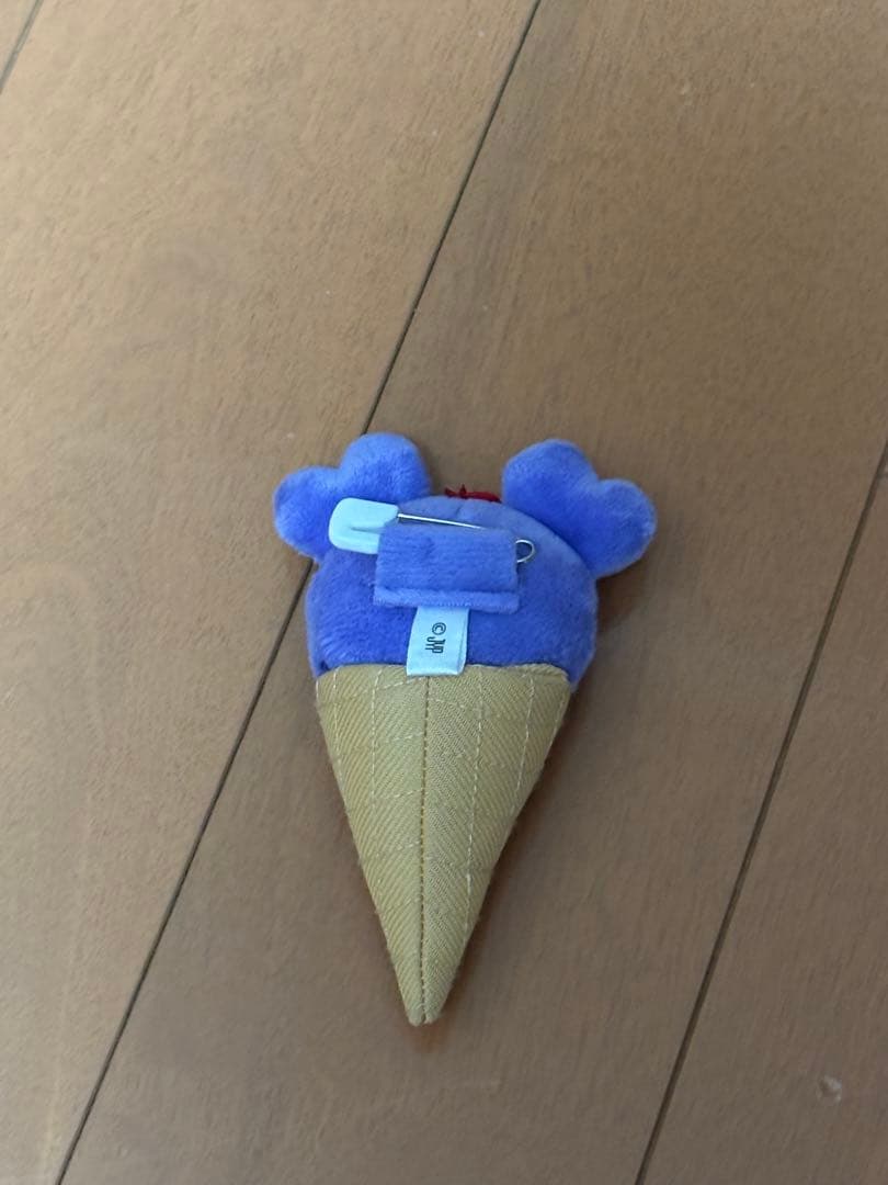 TWICE LOVELYS アイス ぬいぐるみバッチ サブリー サナ