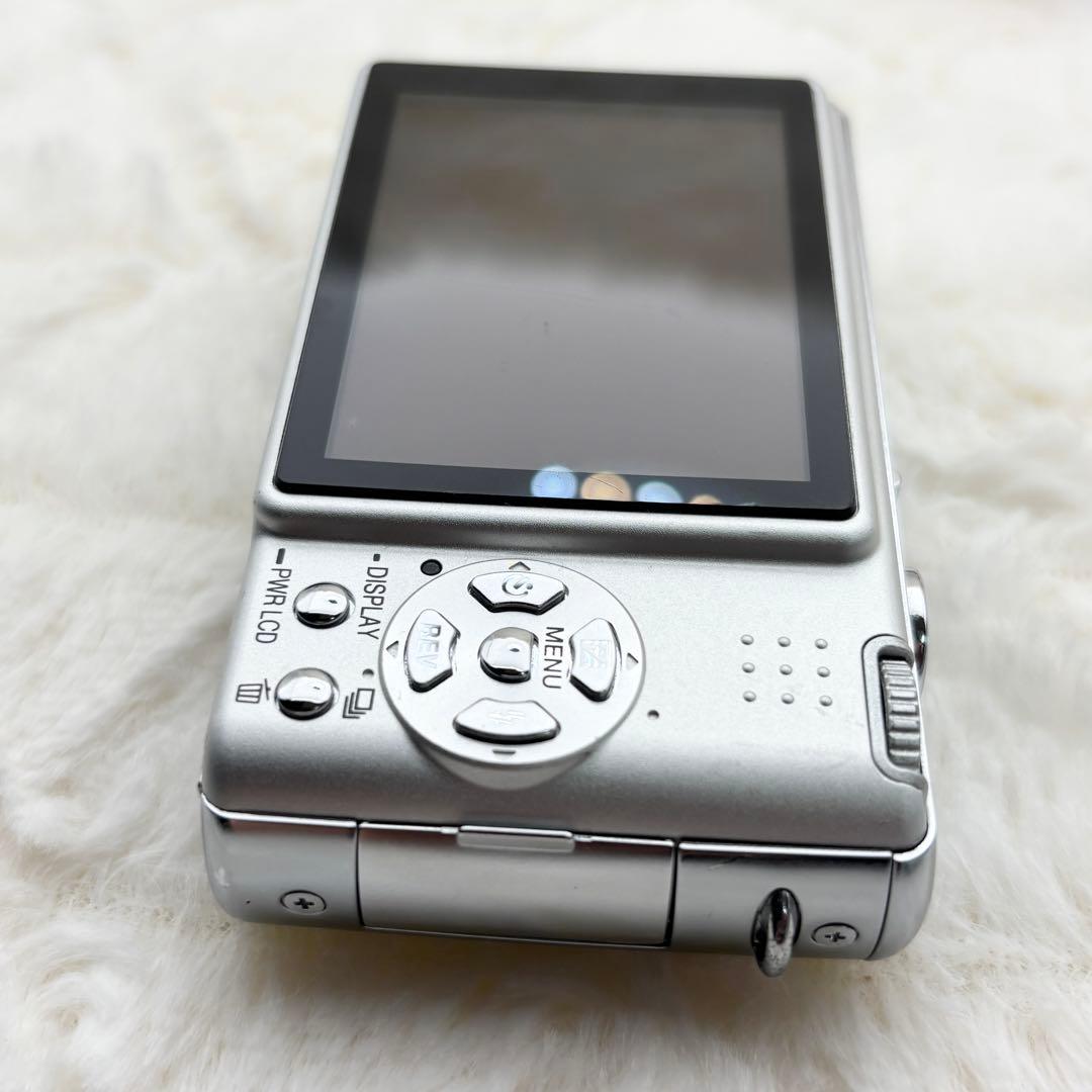 美品 Panasonic LUMIX DMC-FX9 シルバー 動作確認済み