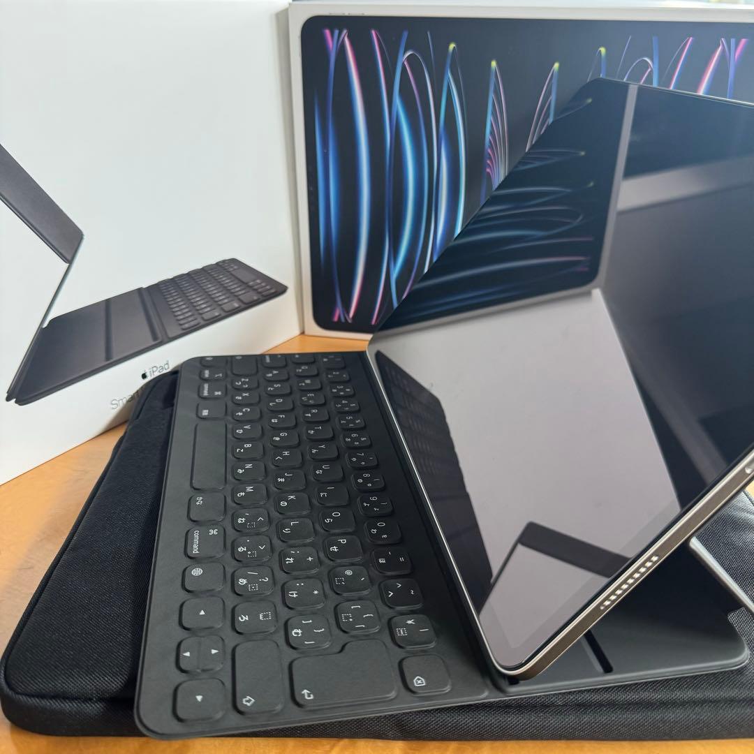 iPad Pro/第6世代/128GB/WiFi/純正キーボード付/aplケア付