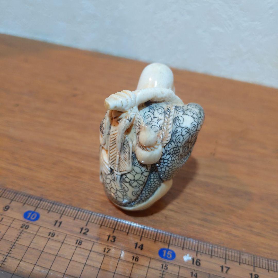 時代提げ物 七福神根付 天然素材 在銘【布袋尊】高さ約5.2cm 重さ約52ｇ