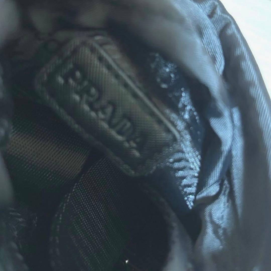 PRADA プラダ　スマホポーチ　スマホショルダーバッグ新品