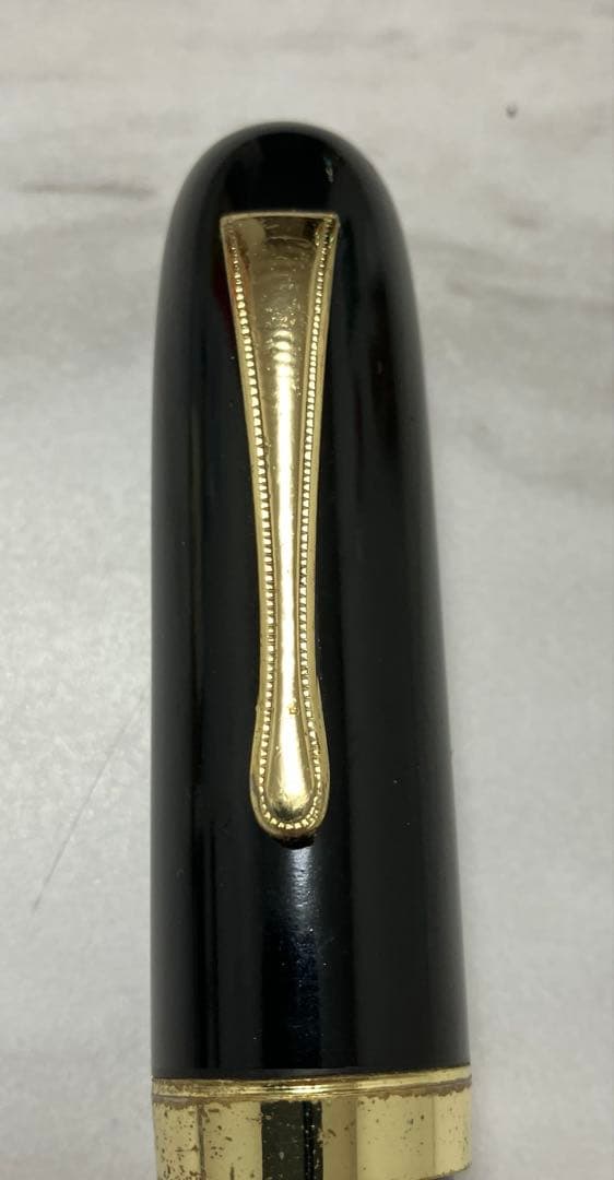 ジャンク★詳細不明★極太軸　万年筆　本体のみ