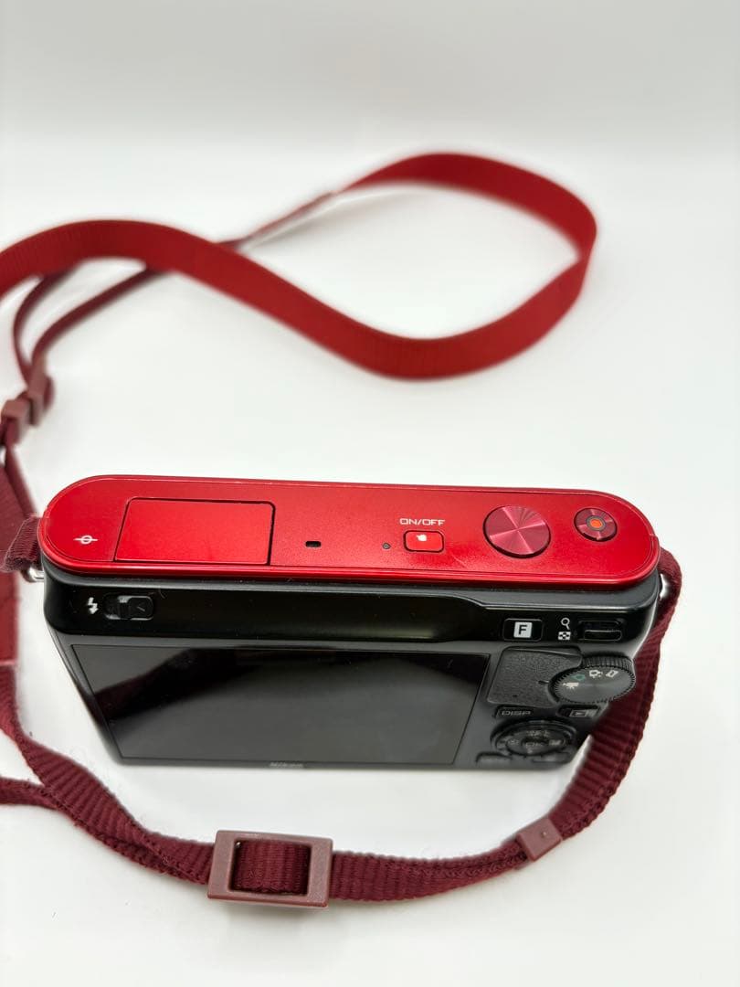 Nikon1 J1 ミラーレス一眼カメラ　本体