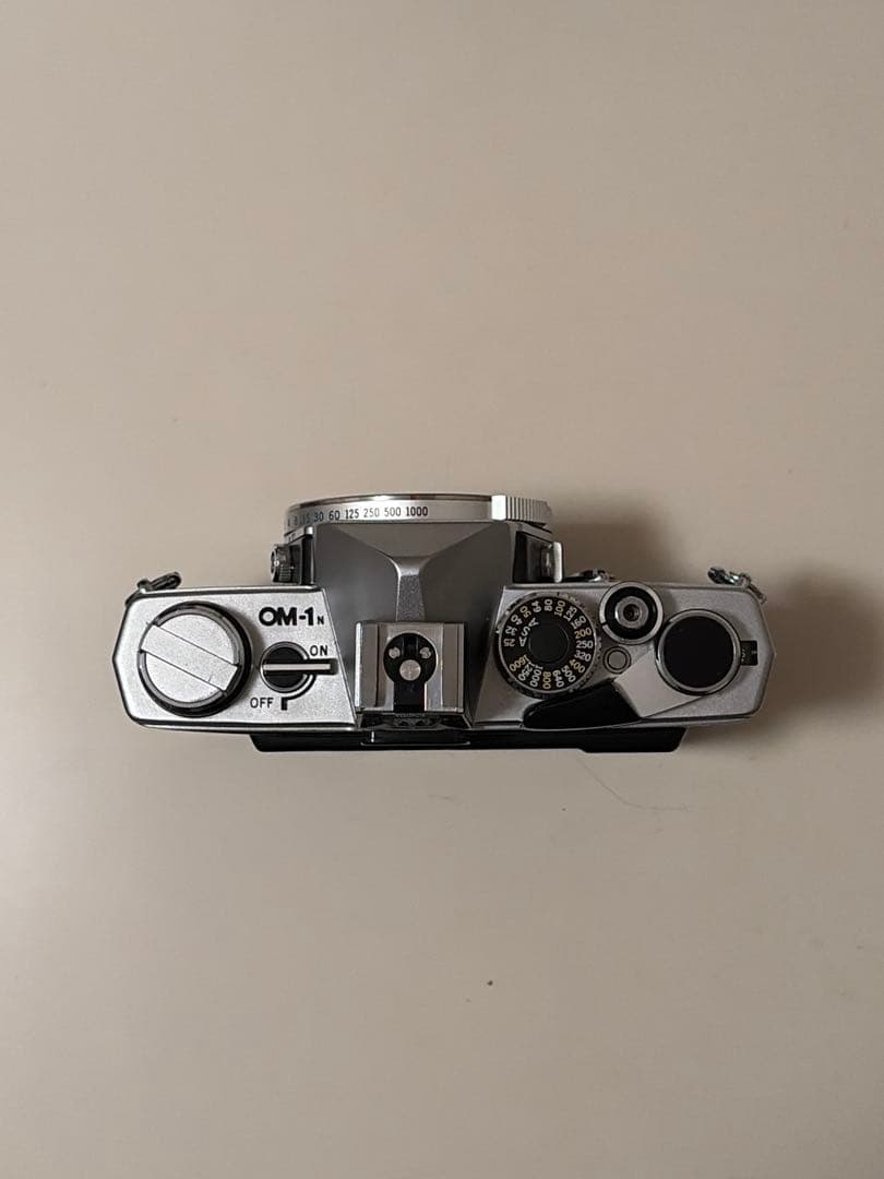 希少 olympus om-1n 実動 データパック付き おまけレンズ付き