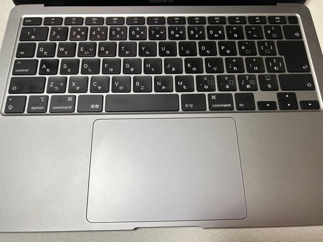 MacBook Air 2020 Core i3 13インチ 256GB