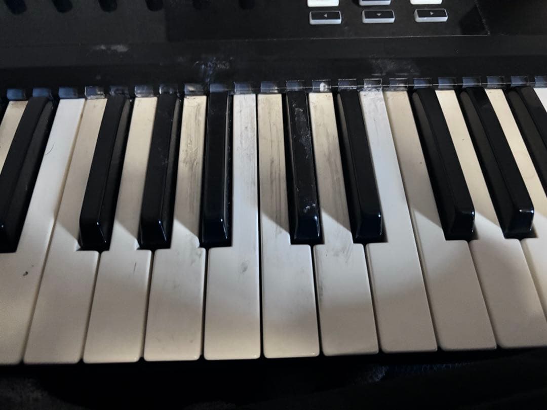 【値下げしました】KOMPLETE KONTROL S61【訳あり品】