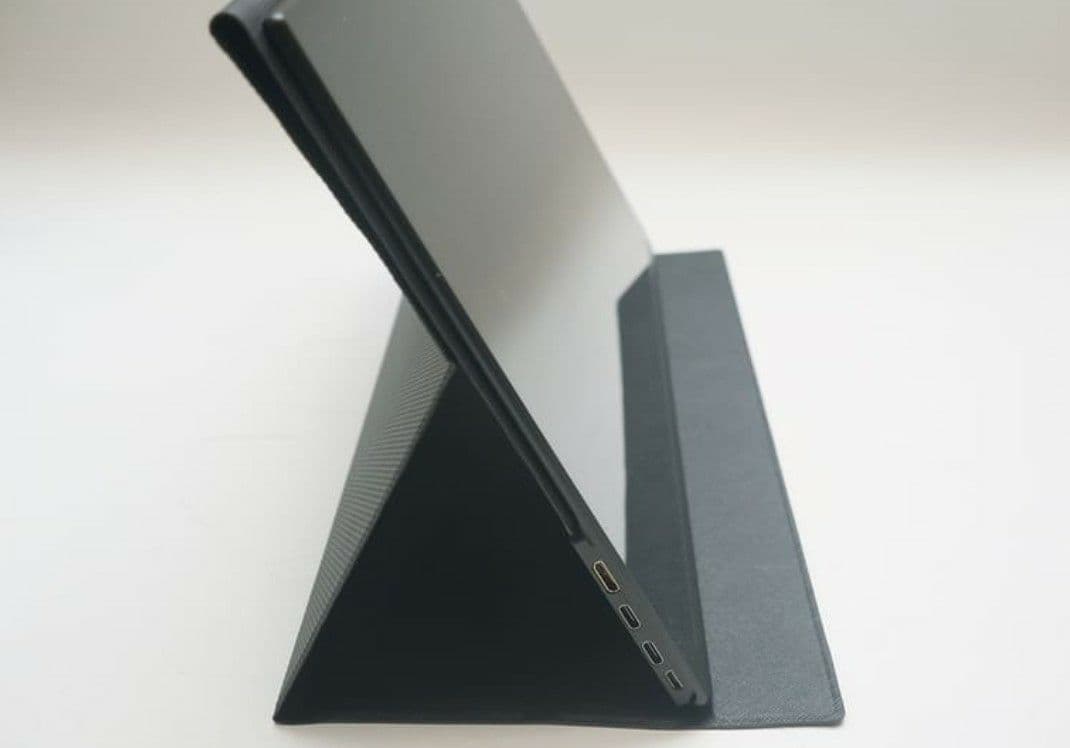 【美品】超薄型モバイルモニター ミニスフオーラム 15.6インチ カバー付属