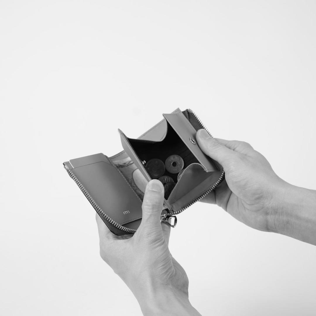 引*◎様 【未使用品】CRISTY VERY COMPACT WLT .5 限定