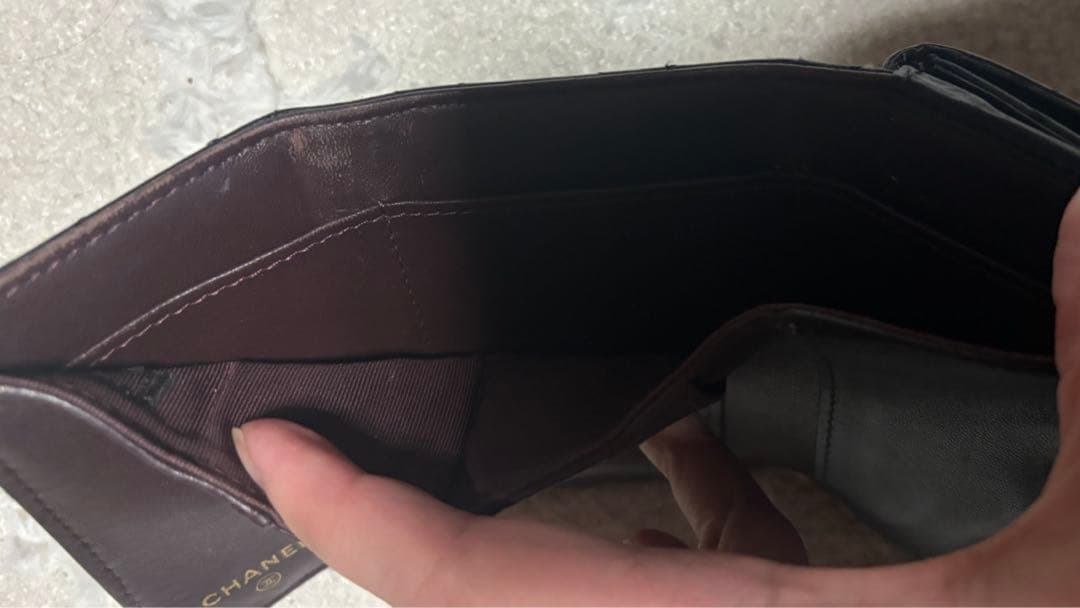 CHANEL ブラック 三つ折り財布