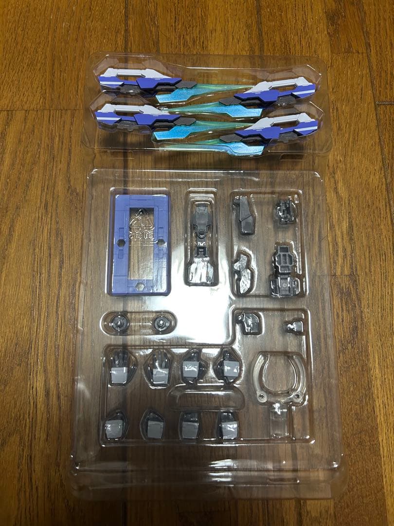 【開封品】LBUILD メタルビルド　ダブルオークアンタフルセイバー