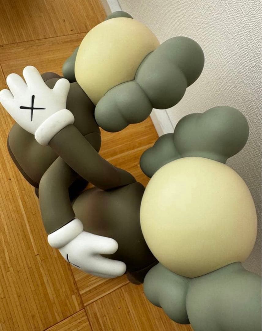 Kaws フィギュア 2体約30cm メディコムトイ　カウズ　companion