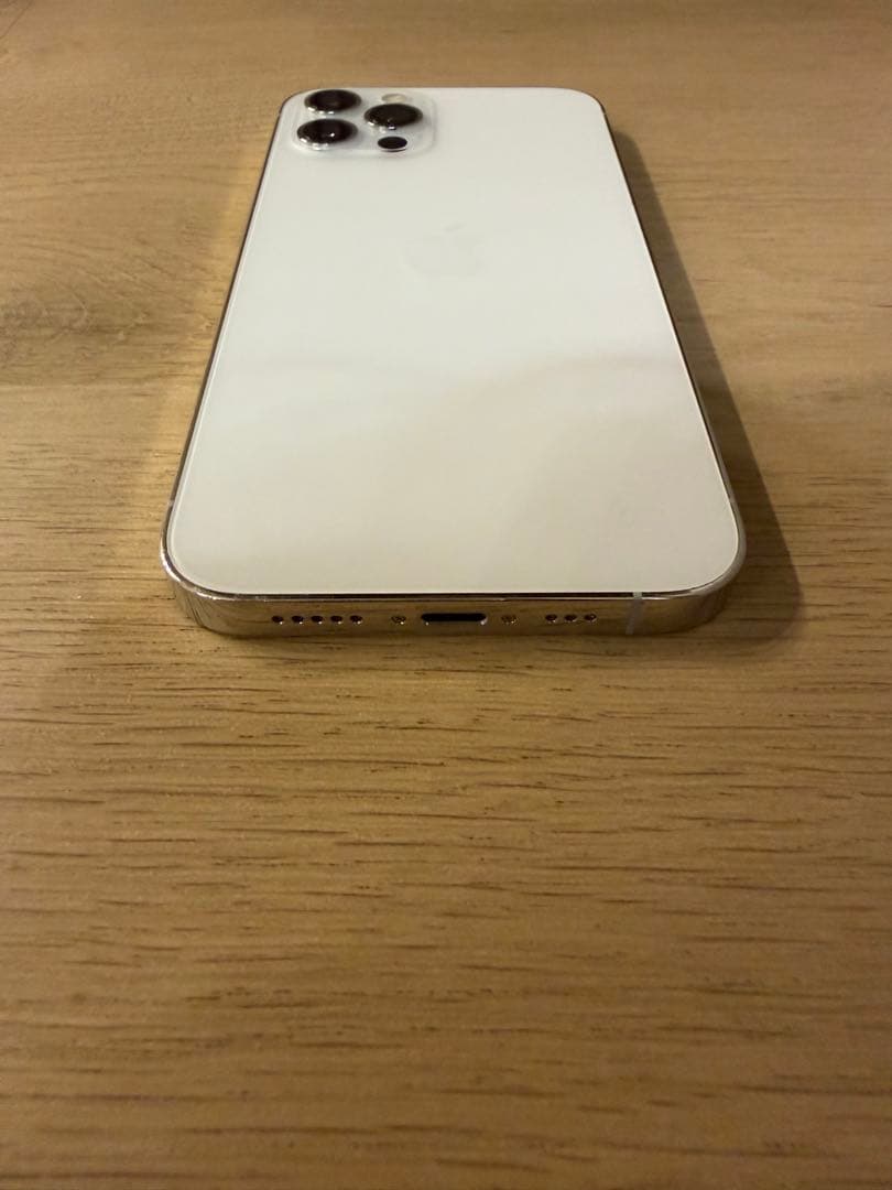 Apple iPhone 12 Pro ホワイト 本体