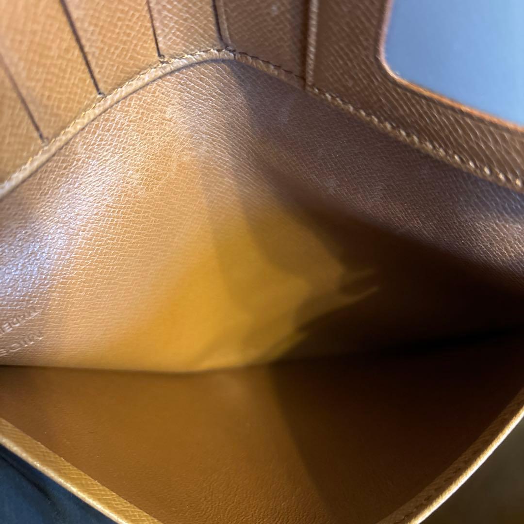 ルイヴィトン　パスポートケース　M60176