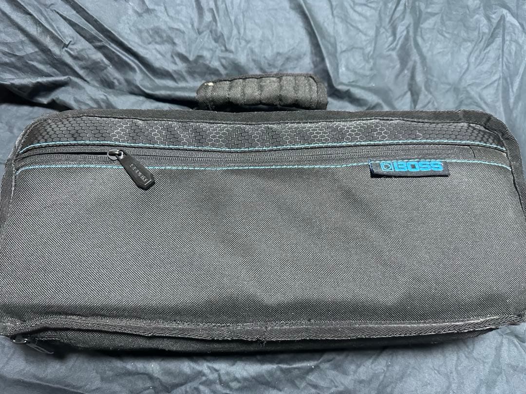 BOSS GT-1B ベースエフェクター