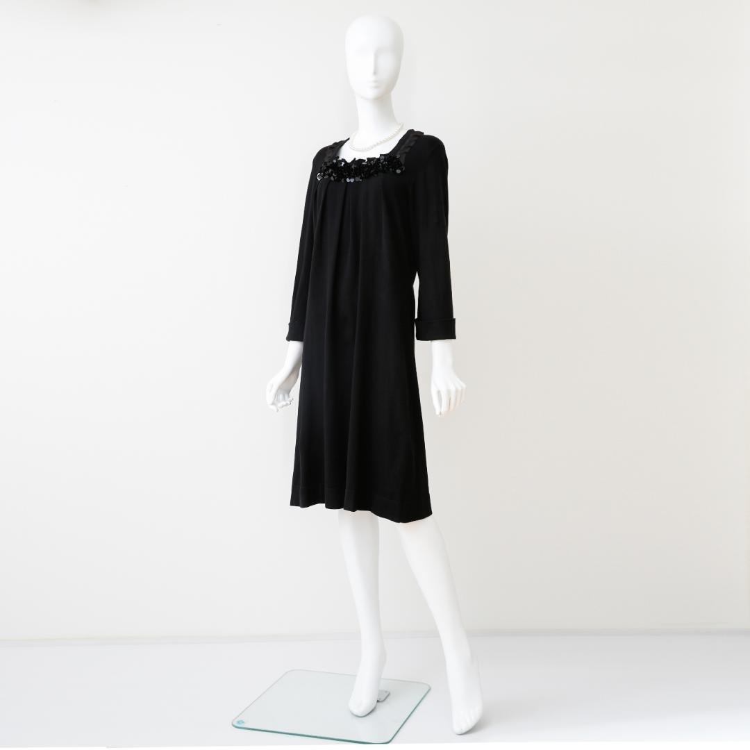 ♪当日発送可能【美品】ユキ　トリイ　シルク混　セレモニー　40　黒