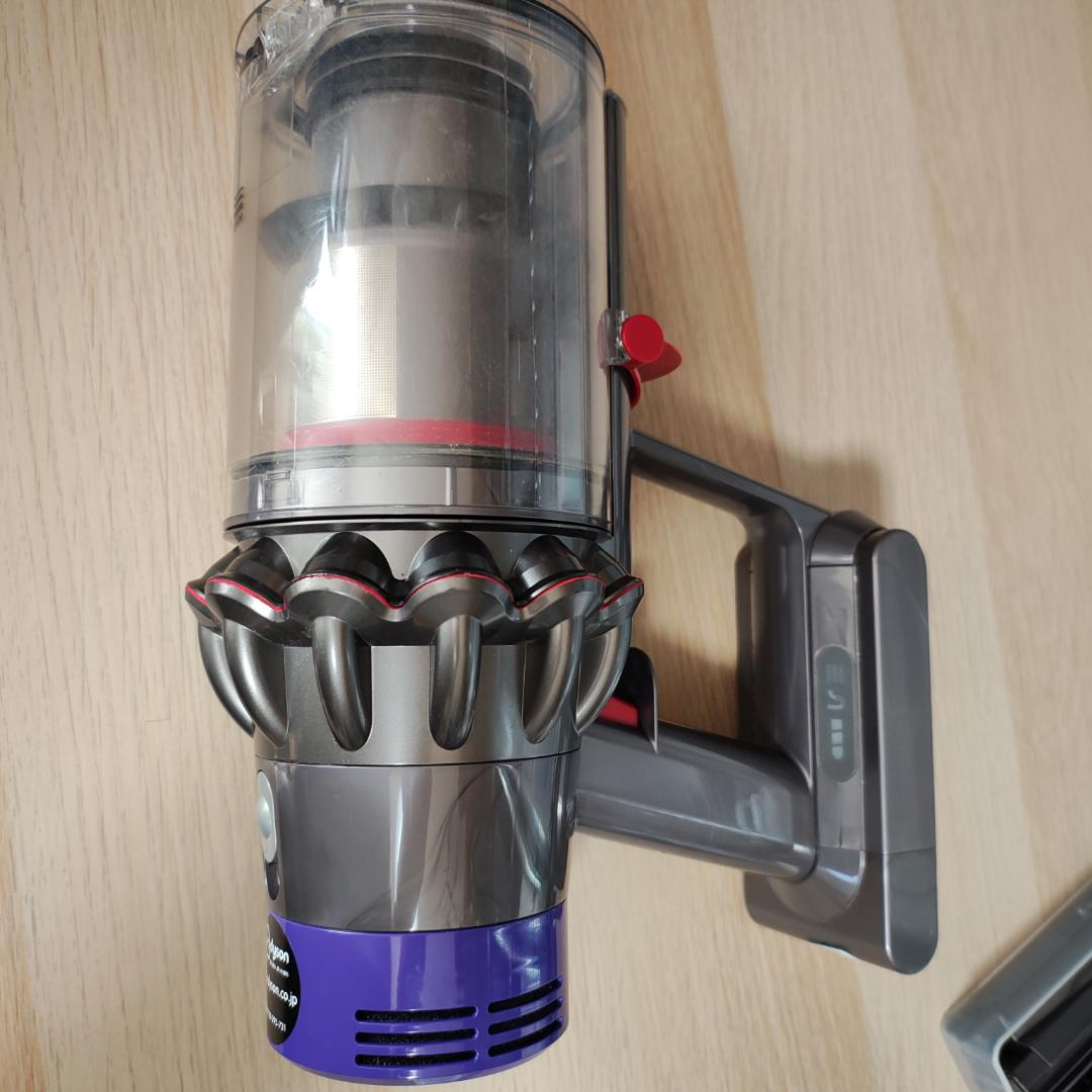 ダイソン★コードレス掃除機★V10本体★ＳV12★バッテリー新品と同等★確2