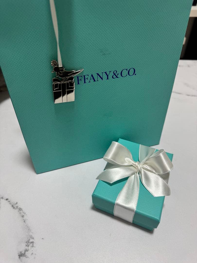 Tiffany & Co. ハート型 スタッドピアス