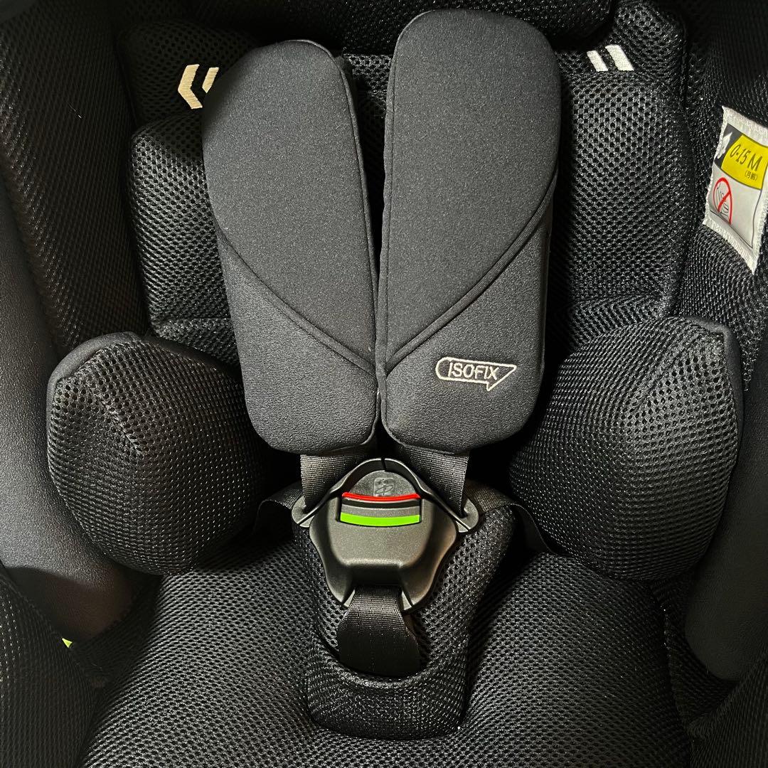 【☆ほぼ新品☆】アップリカ☆ジュニアシート☆フォームフィットISOFIXネクスト