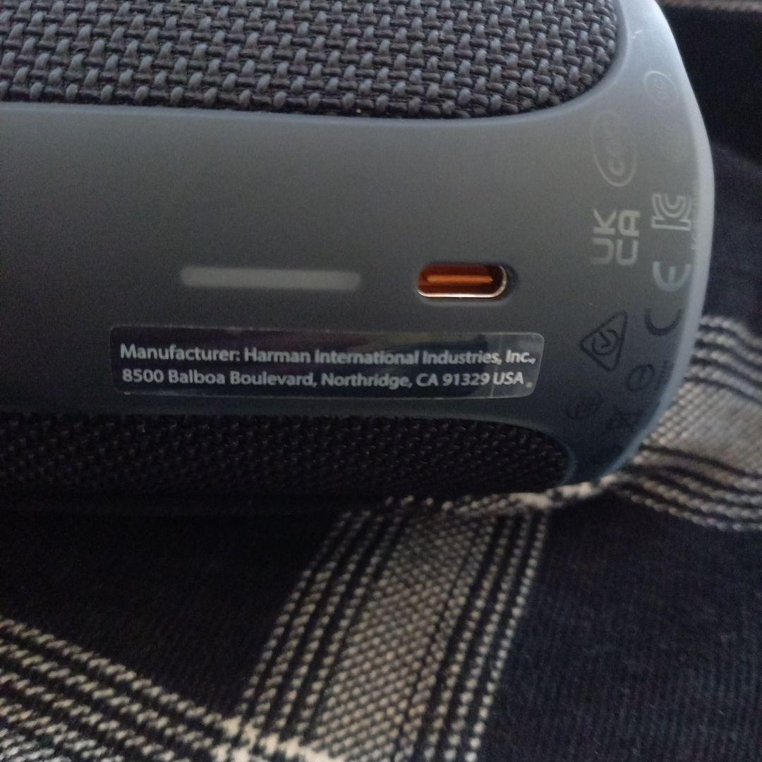 JBL Flip5 Bluetoothスピーカー