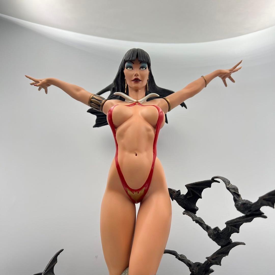 サイドショウ　SIDESHOW　ヴァンピレラ　フィギュア　検　プライム１スタジオ