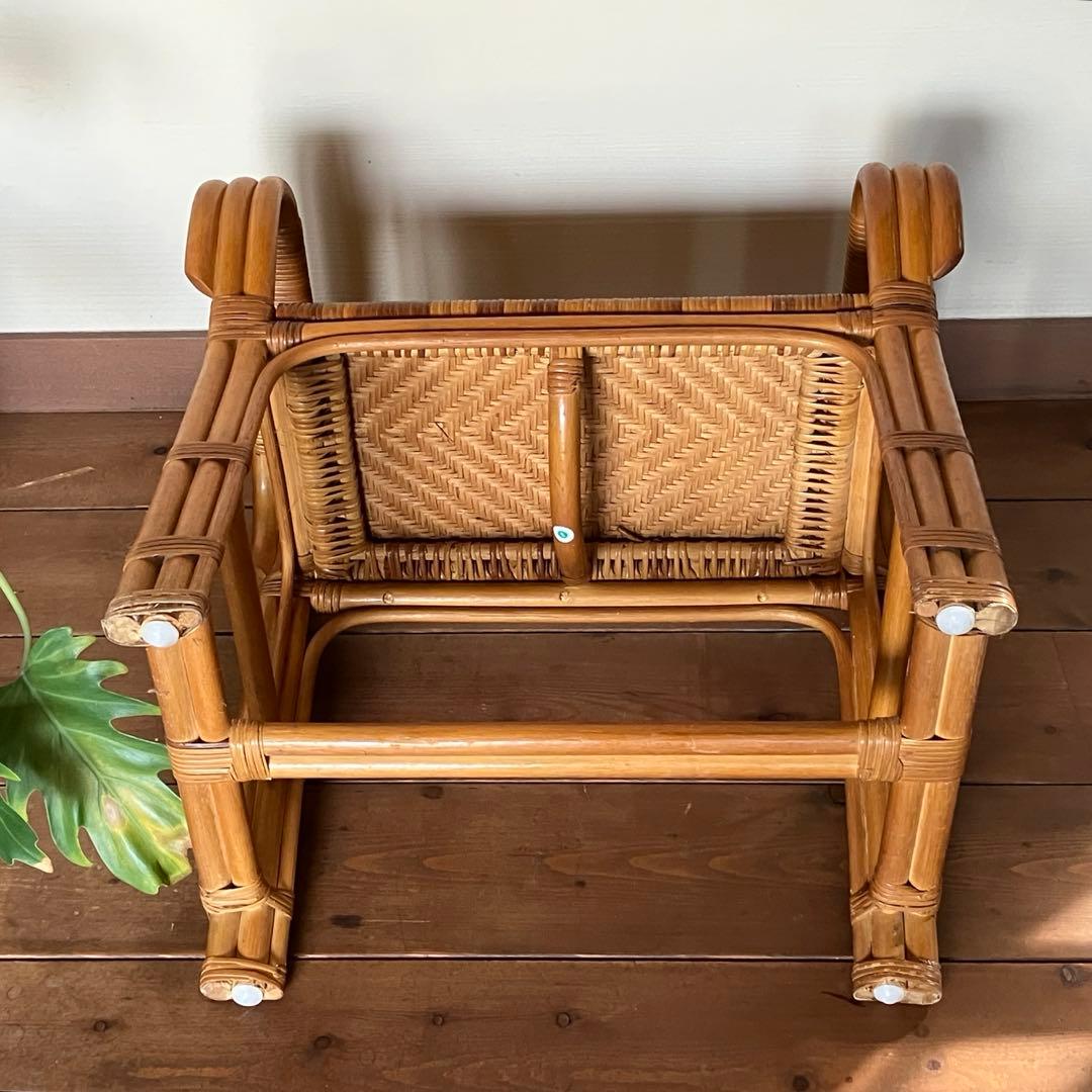 丈夫なアーム付きスツール ラタン製 籐家具 籐の椅子 中古家具 美品