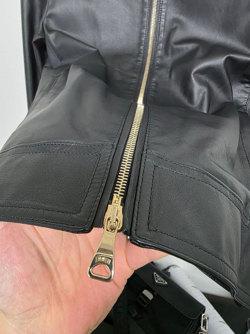 エンメティ ユリ ゴールドジップ 46 giappone