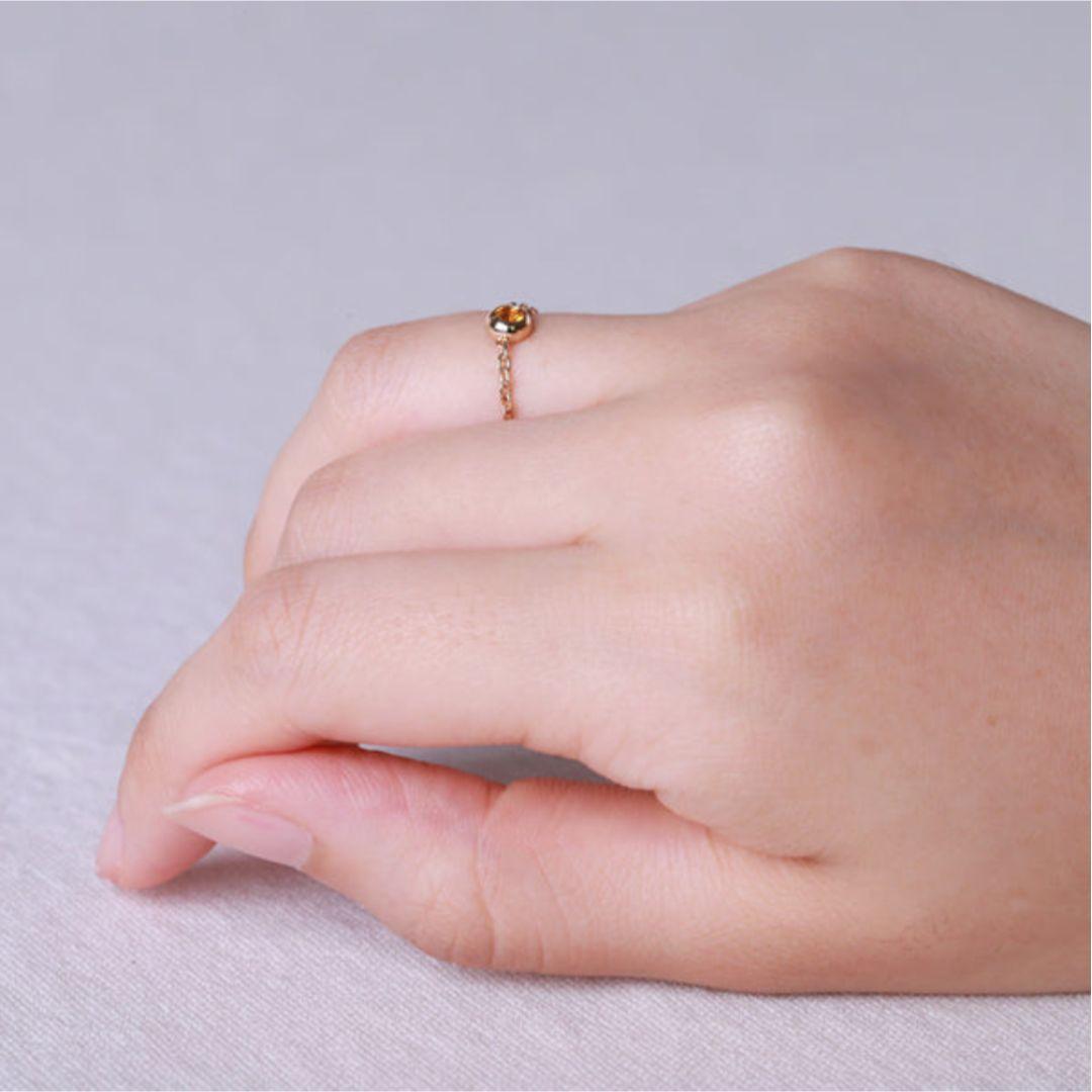 オレフィーチェ K18YG シトリン バース ヌード チェーンリング