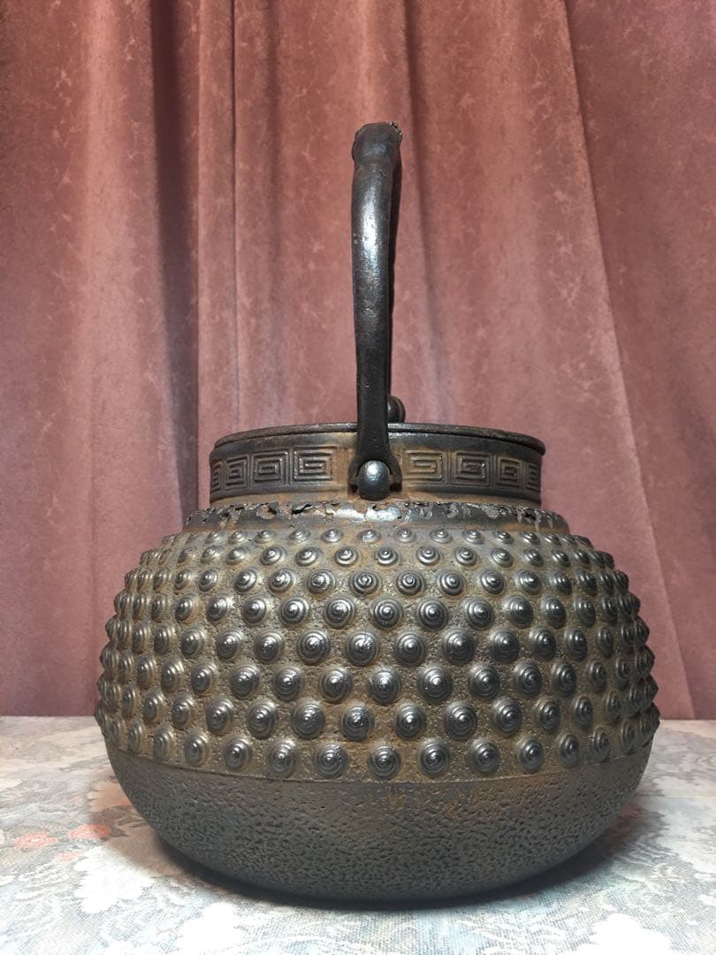 南部鉄瓶　骨董大きな鉄瓶